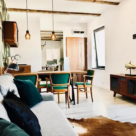 Apartment Klaus Kinski